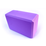 Este Bloque o cubo de Foamy para Yoga, es el accesorio ideal para tu práctica, ya que te proporciona un apoyo en las posturas que requieren de una mejor alineación o equilibrio. Este cubo o bloque de yoga es único en su tipo ya que cuenta con medidas más grandes que el promedio para brindarte mayor estabilidad y comodidad.