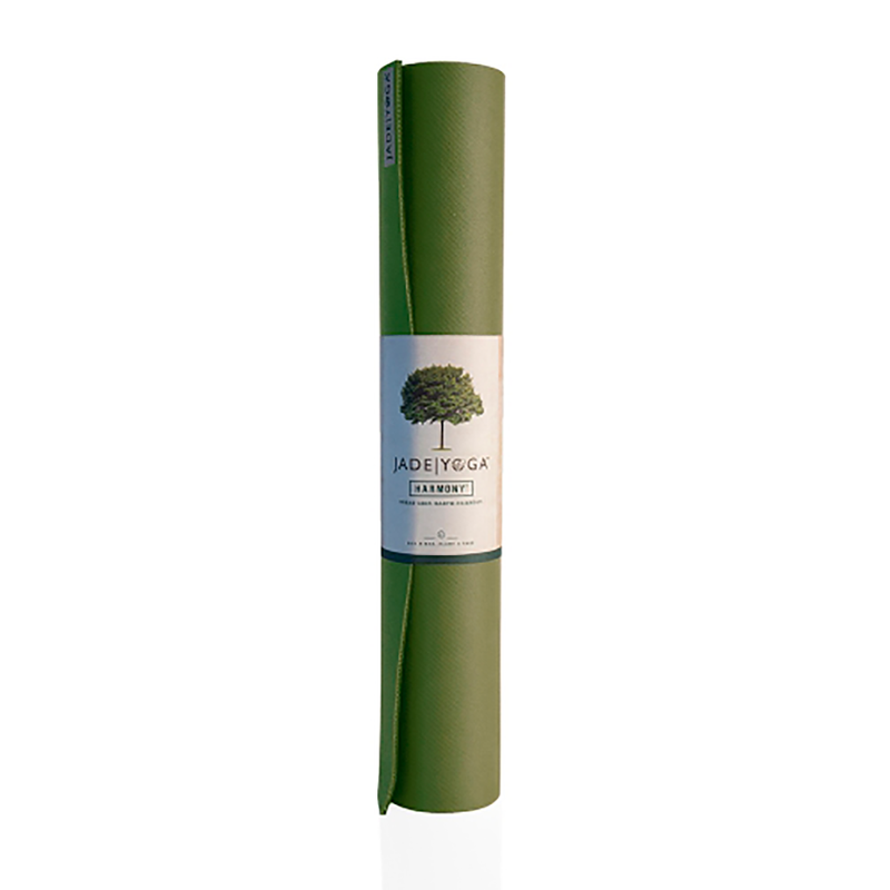El Mat Fusion Jade, es un tapete extra grueso de 8mm, con un agarre inigualable gracias a que está hecho de caucho 100% natural, que es el mejor antiderrapante del mercado  El Jade Mat Fusion es extremadamente cómodo gracias a sus 8mm de grosor, si tienes problemas de rodillas o en tus articulaciones, este tapete es perfecto para ti.  Los tapetes Jade tienen garantía internacional de ser totalmente amigables con el ambiente, ya que son totalmente biodegradables.