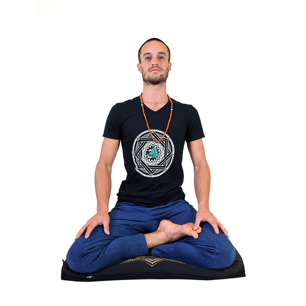 Zabutón, cojín de meditación con diseño de mandala de protección, mejora la comodidad al reducir el impacto de las piernas en el suelo. Un cojín de meditación de alta calidad.